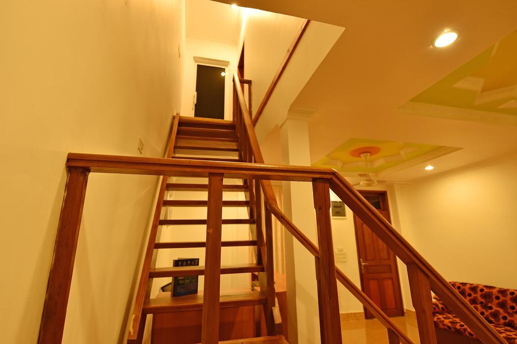 Rasdhoo Relax Inn Exterior foto